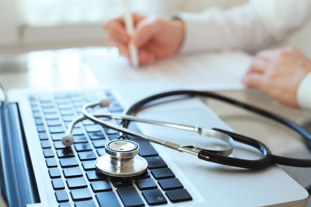 stethoscope-laptop-notes Stethoscope laptop notes